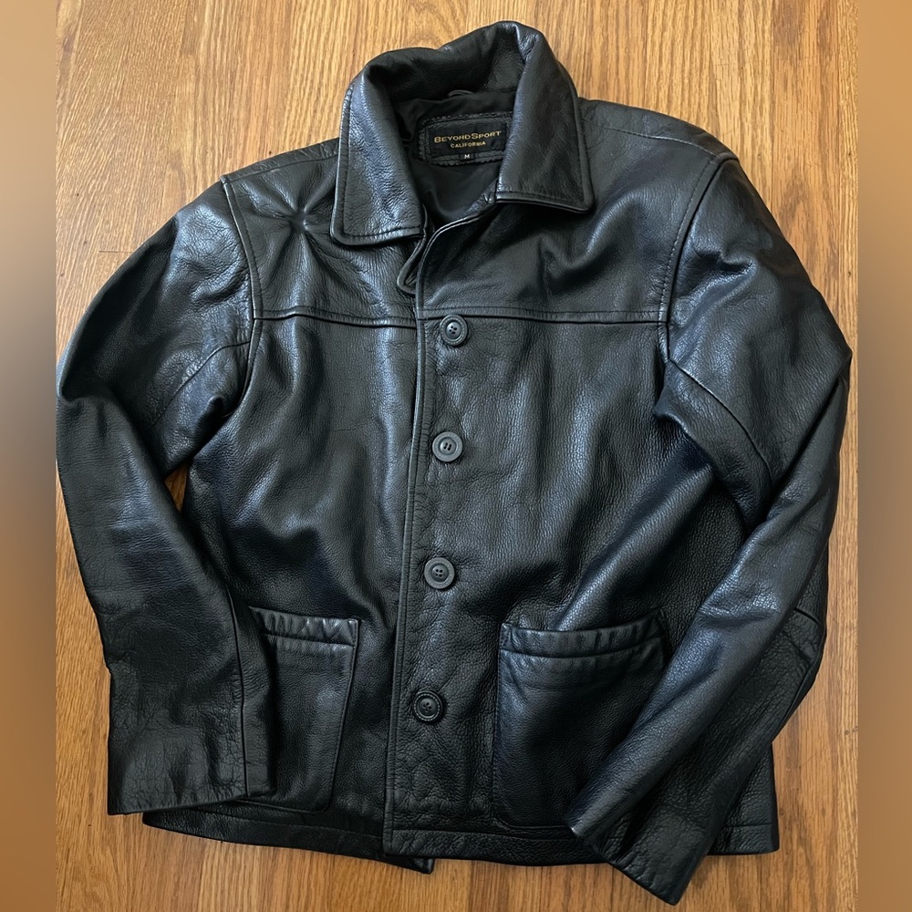 Beyond Sport - California 
Black Leather Jacket size M
